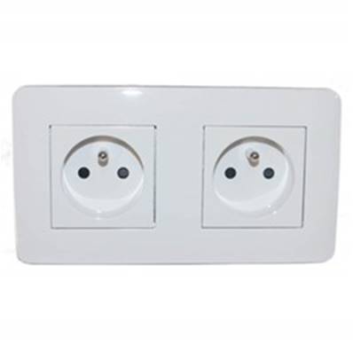 Prise double 2p+t 16a 250v blanc