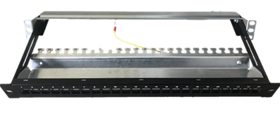 Panneau de brassage coulissant 19" 24 ports + 24 embases Cat. 6 | UNIKKERN