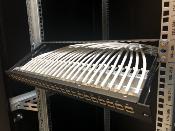 Panneau de brassage coulissant 19" 24 ports + 24 embases Cat. 6A | UNIKKERN
