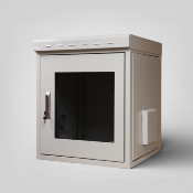 Coffret étanche 12U 600x600 mm IP55 19 pouces avec panneaux latéraux amovibles et porte en verre sécurit